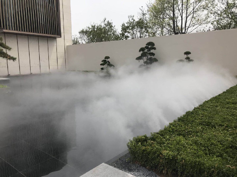 人造霧森